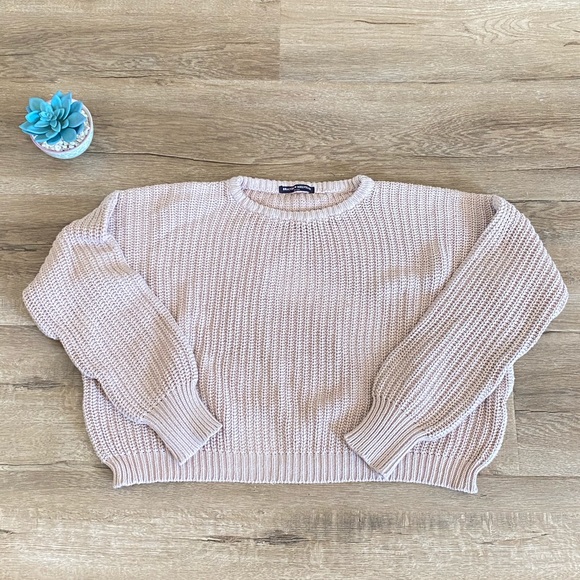 Brandy Melville Sweaters - Brandy Melville sweater